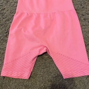 Pink biker shorts!!